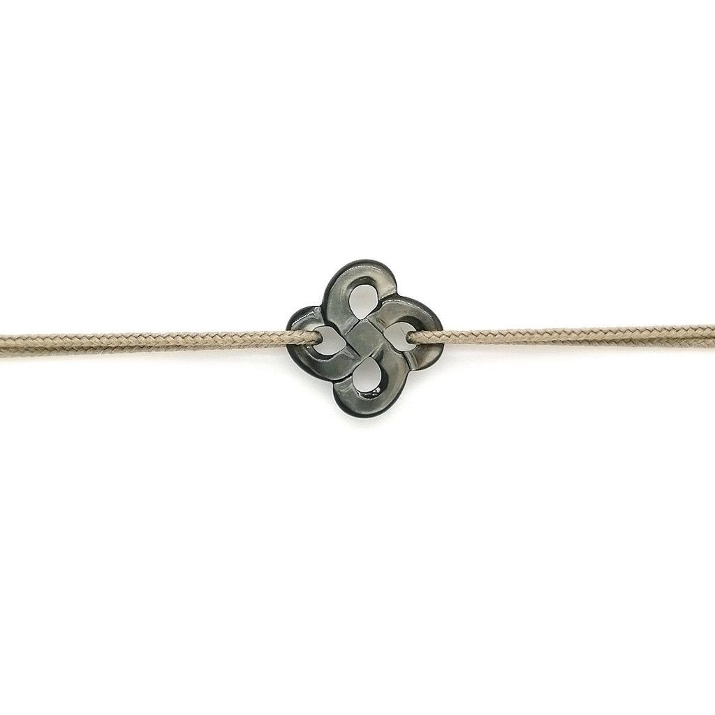 Bracelet Ilargia Nacre Grise sur Cordon