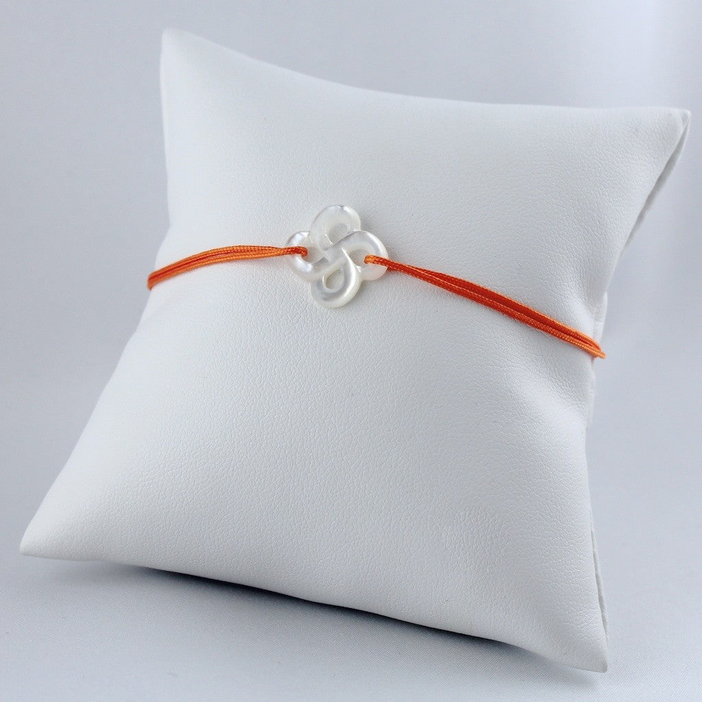 Bracelet Ilargia Nacre Blanche sur Cordon