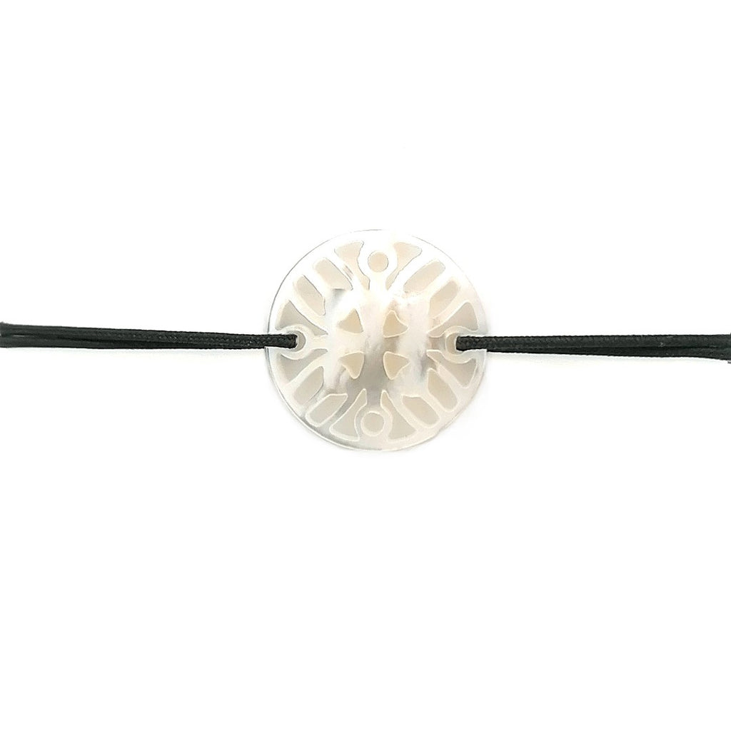 Bracelet Ilargia Stèle Nacre blanche sur Cordon