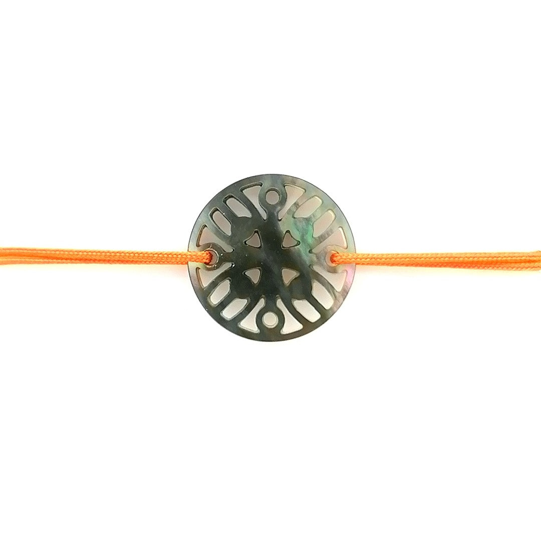 Bracelet Ilargia Stèle Nacre grise sur Cordon