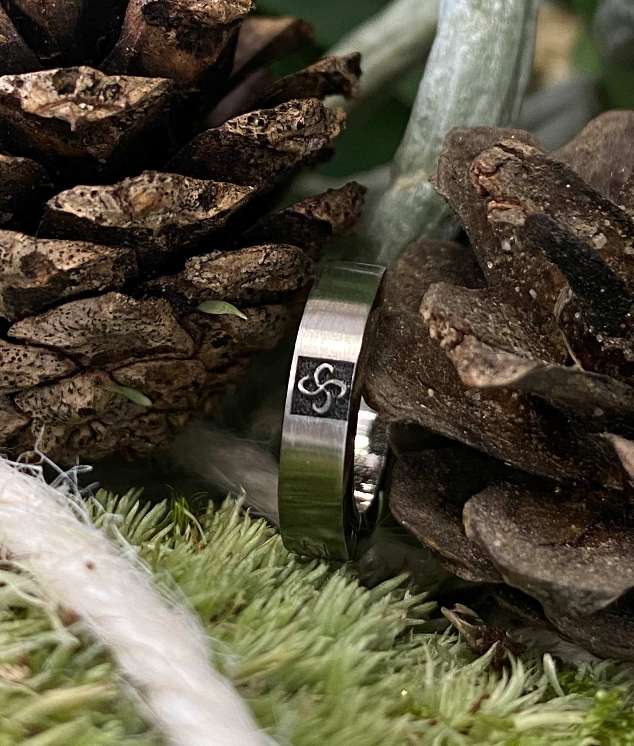 Boucle d'oreille Acier Lauburu
