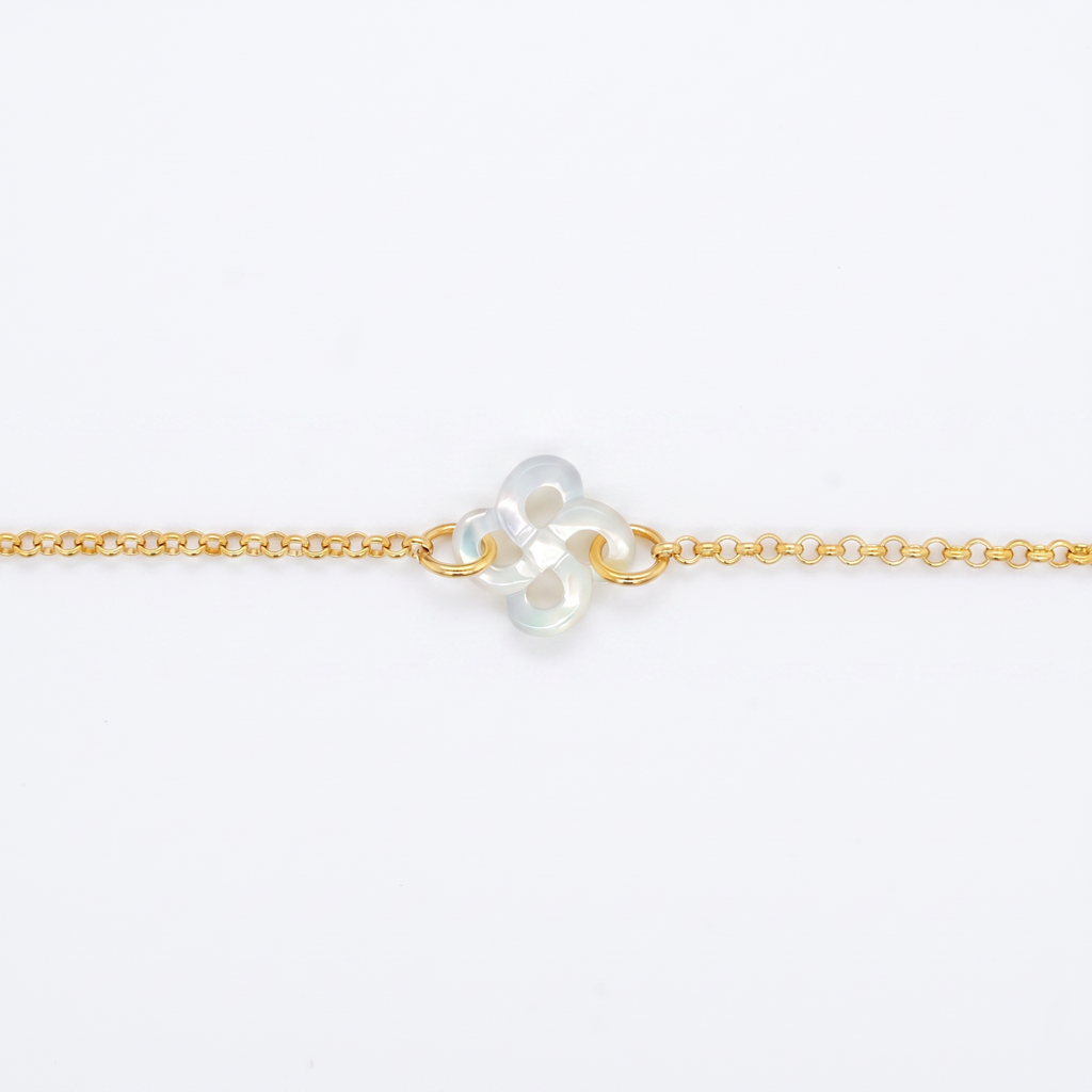 Bracelet Ilargia Argent Plaqué Or Jaune Lauburu Ttiki Nacre Blanche